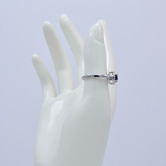 NWOT Fragrant Jewels Blue Sapphire Round Cut Halo Ring Size 7.75 US - Picture 4 of 5